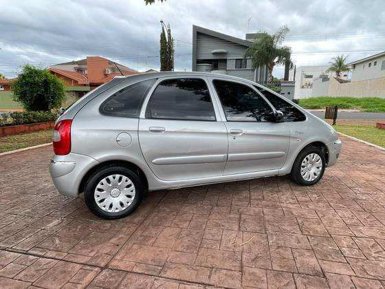CITROËN XSARA PICASSO 2.0 I GLX 16V GASOLINA 4P AUTOMÁTICO CITROËN XSARA PICASSO 2.0 I GLX 16V GASOLINA 4P AUTOMÁTICO